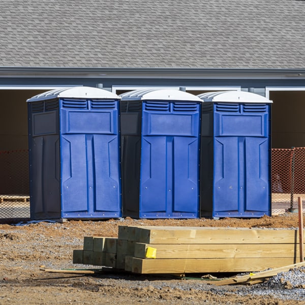 how can i report damages or issues with the porta potties during my rental period in Glendale Utah